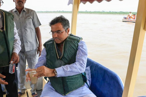 Delhi Minister Parvesh Verma checks Yamuna water quality in Palla area