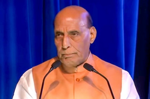 Rajnath Singh holds high-level meeting with Defence Chiefs amid ongoing tensions with Pak