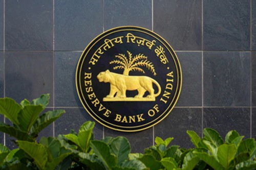RBI sticks to status quo on repo rate, stays with neutral stance