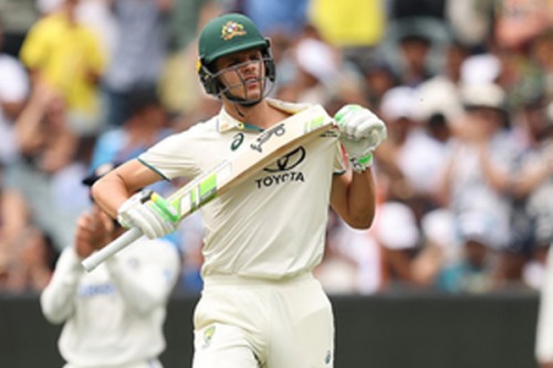 Warner urges Konstas to stay grounded amid rising spotlight ahead of BBL 15