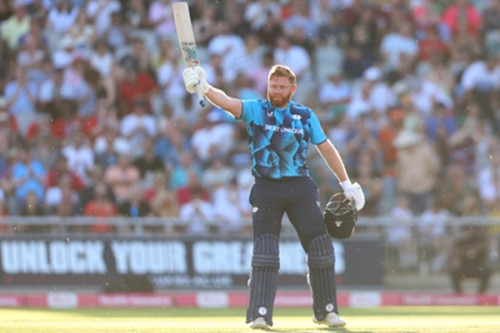 Jonny Bairstow signs three-year extension with Yorkshire
