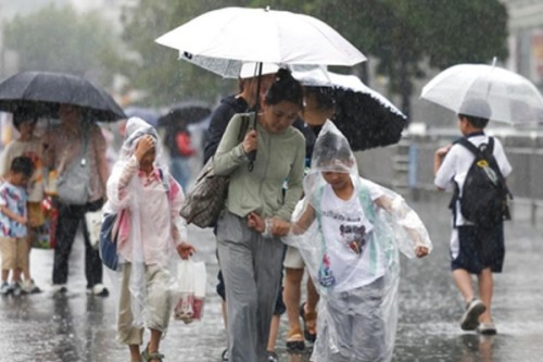 Typhoon Kajiki approaches south China island province