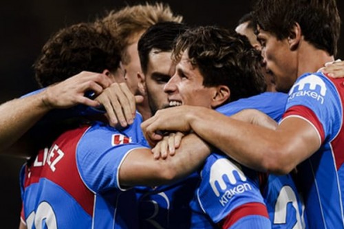 Atletico Madrid thrash Betis to reach Copa del Rey semifinal