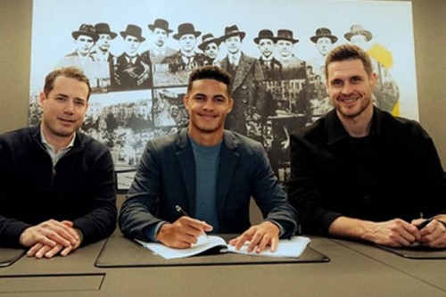 Dortmund secure Brazilian teenager Prates on long-term deal