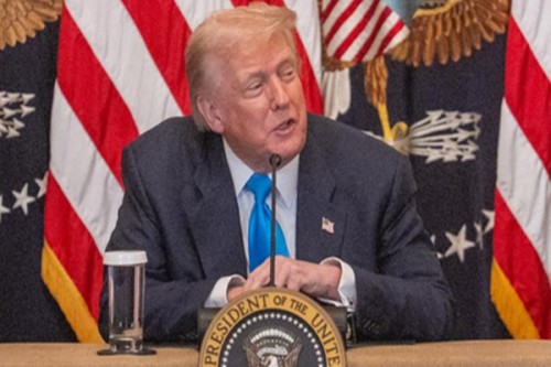 Trump touts tax cuts, claims price drop ahead of Midterms