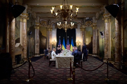 Zelensky, Trump signal near deal on ending Ukraine war 