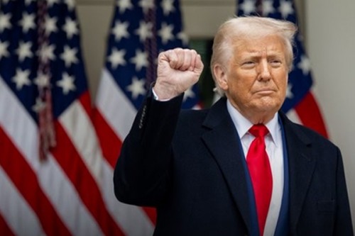 Trump backs US-Iran talks in Geneva, cautions of fallout if efforts collapse