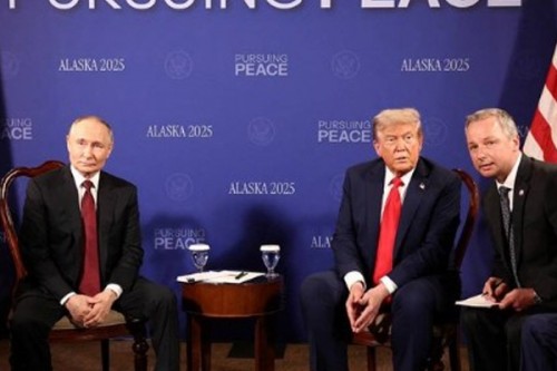 Trump, Putin say they made progress at summit, but no announcement of immediate ceasefire with Ukraine