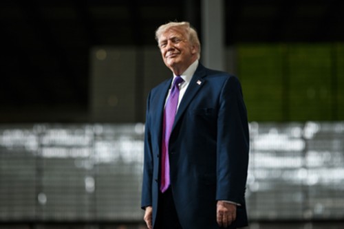 Trump claims economic surge in Ohio speech