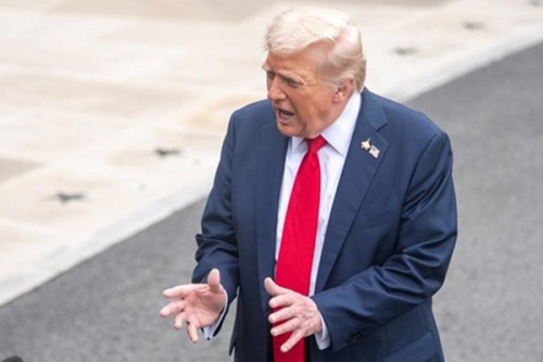 I get along with tough ones, never failed at working like mediator: Trump