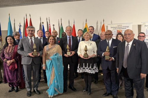 Four diplomats honoured with 'Power of One' awards at UN