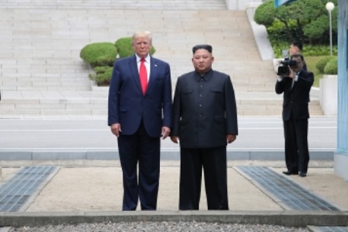 Seoul calls on Trump and North Korea's Kim to meet on APEC sidelines