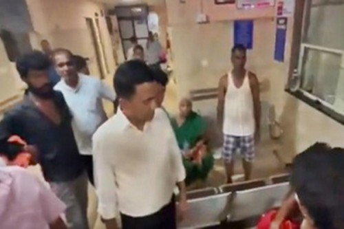 6 killed, over 30 injured in stampede at Goa temple