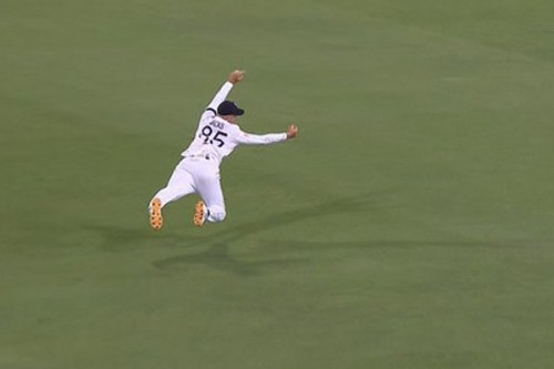2nd Test: 'He justified his selection,' says Vaughan after Jacks takes a one-handed blinder to dismiss Smith