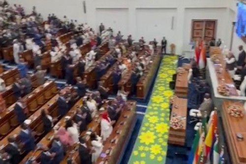 PM Modi receives rousing welcome at Ethiopian Parliament