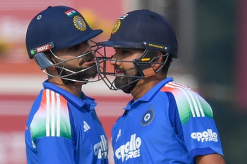 I want to see both Rohit and Kohli playing for the longest time: Irfan Pathan