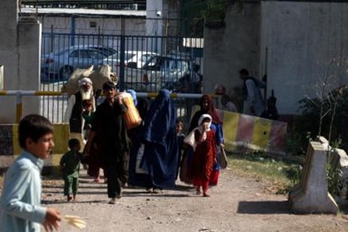 Afghan returnees call for Taliban's support as winter approaches