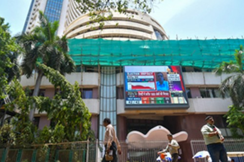 Nifty, Sensex open lower as new Trump tariffs kick in