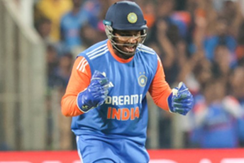 Asia Cup: On a day when you are confused, just go with Sanju, says Priyank Panchal