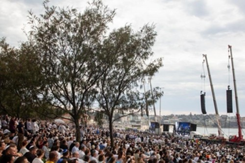 Australian state premier says footbridge used by Bondi Beach gunmen should be removed