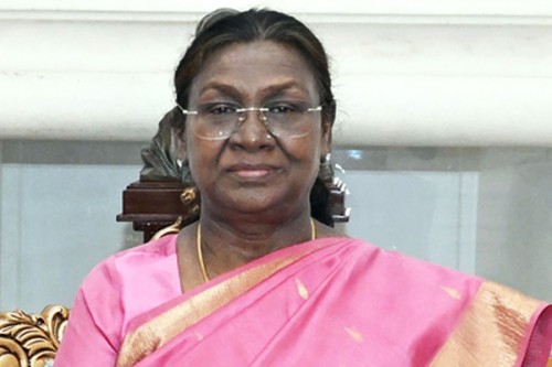 Prez Murmu extends greetings on Gujarat Foundation Day