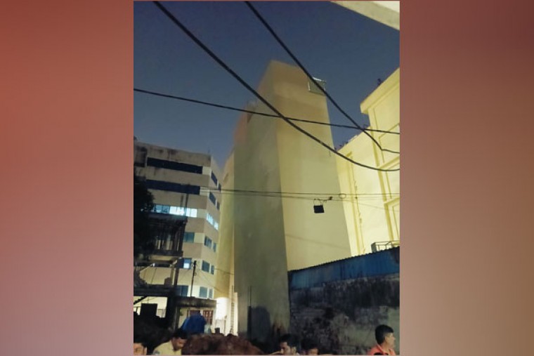 Four-storey building in Hyderabad tilts, authorities begin demolition