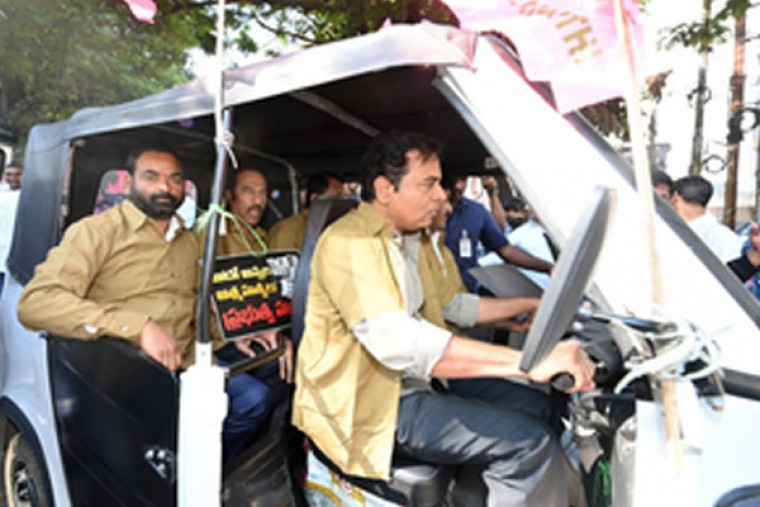 KTR drives autorickshaw to Assembly to raise problems faced by three-wheeler drivers