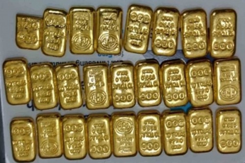 Gold valued over Rs 1.81 cr seized at Hyderabad Airport