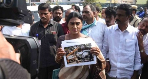 Y.S. Sharmila compares TRS with Taliban