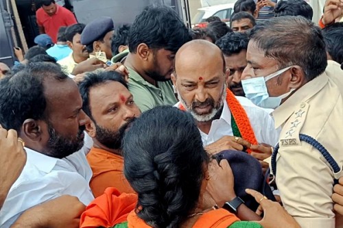 BJP condemns Bandi Sanjay's arrest