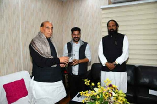 Telangana CM urges Sitharaman to release pending funds, Rajnath to transfer land