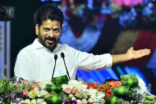 Telangana CM Revanth Reddy Pushes for ₹1,981 Crore Dues, Key Energy Demand at Centre