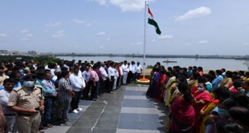 Telangana comes to standstill for mass recital of national anthem