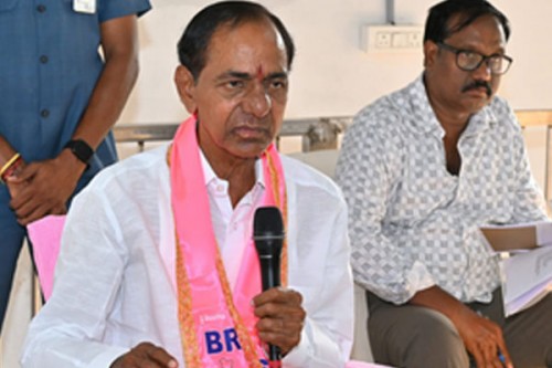 KCR slams Congress government over modification in 'Telangana Thalli' statue