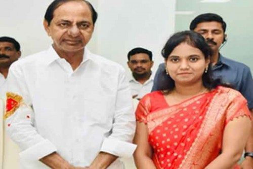 KCR, KTR shocked over young MLA's death in road accident