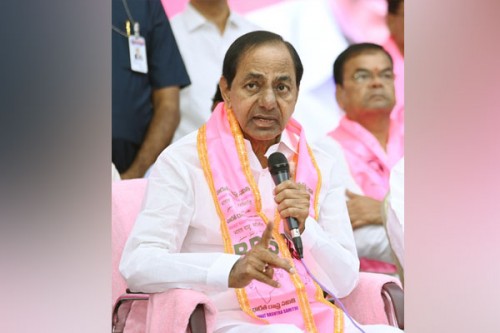 Helicopter carrying KCR develops technical snag, lands safely