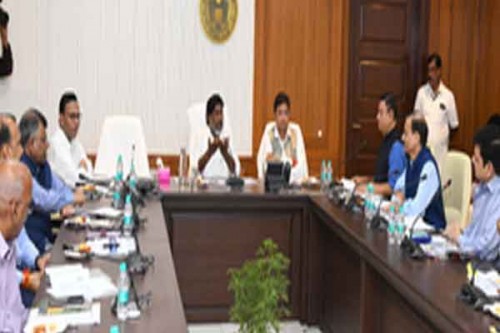 Telangana Cabinet sub-committee reviews status of Praja Palana applications