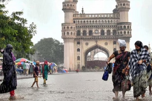 Incessant rains continue in Telangana, affect normal life