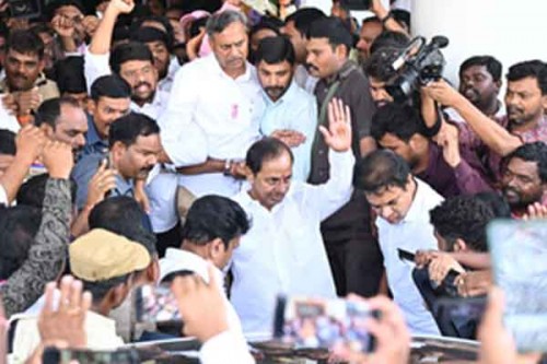 former CM KCR looks to bounce back